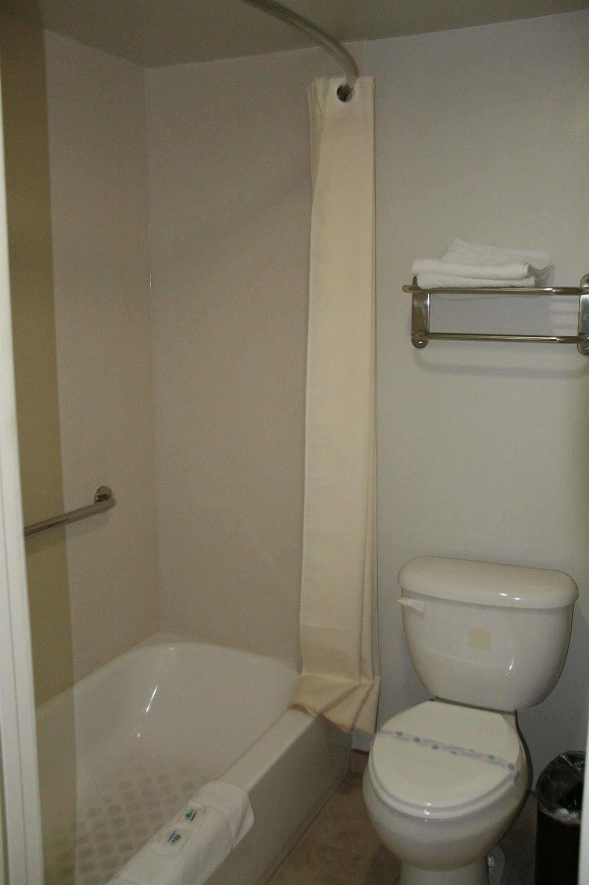 Motel 6 Monterey Park Eksteriør billede